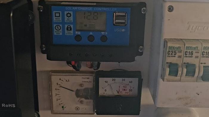 ШИМ или PWM контроллер заряда для солнечных панелей смотреть онлайн