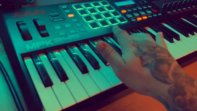 Akai MPC 2500 Studio Session (Freestyle) смотреть онлайн