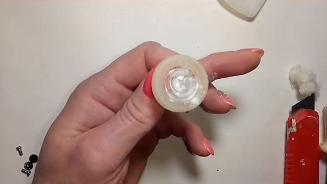 Как склеить пластик (суперклей + сода). Быстро и надежно! Ремонт пластиковых деталей. Вытворяшки. смотреть онлайн