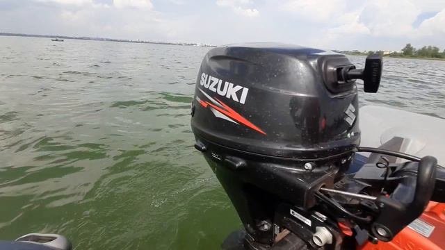 Инжекторный SUZUKI(15) на лодке "Флагман 400U" смотреть онлайн