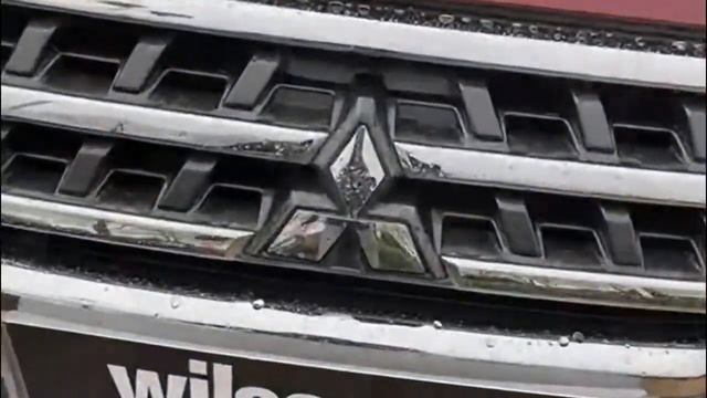 Mitsubishi SHOGUN 3.2 Di-d Sg4 смотреть онлайн