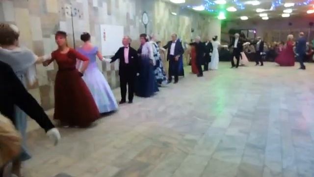 МОСКОВСКАЯ КАДРИЛЬ НОЯБРЬСКИЙ БАЛ В КАРАЧАРОВО смотреть онлайн