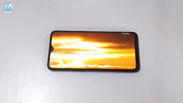REALME 3 PRO CAMERA FAIL & HEATING ISSUE ? DON'T BUY BEFORE WATCHING THIS VIDEO | #RealTruth смотреть онлайн