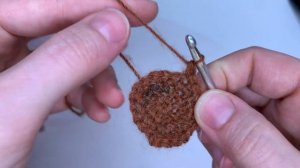 МК: ШАПКА КРЮЧКОМ С ПОДВОРОТАМИ из Ализе ангора голд батик/ Вяжется за пару вечеров!/ Идет всем!