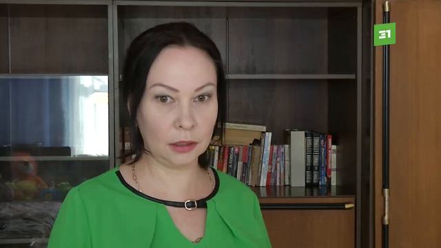 Организация, в которой помогают женщинам, сбежавшим от мужей-тиранов осталась без денег. смотреть онлайн