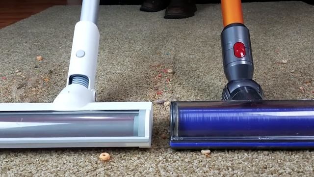 Dyson V8 Absolute Vs Roidmi F8 Storm Cordless Vacuum Tests and Review