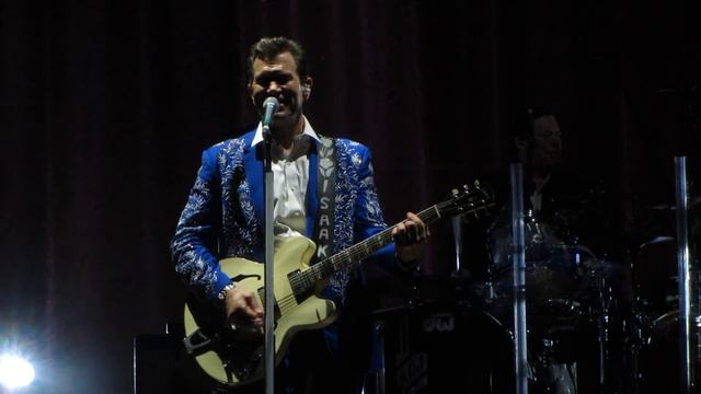 Wicked Game - I Wanna Fall In Love - Chris Isaak - Massey Hall, TOronto-May 24,2016-CHAR video смотреть онлайн