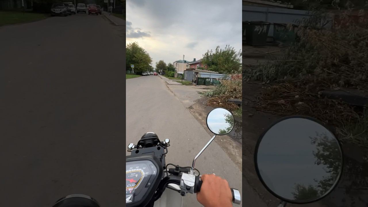 Скутер Honda 50 на Орловской Знаменке смотреть онлайн