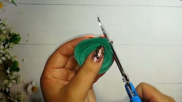 Розы из фетра по интересному шаблону мк/Rosas de feltro de interessante modelo/Roses out of felt in смотреть онлайн