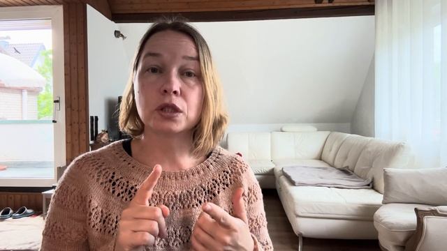 The Knitting Translator #28-1 - Stricken macht gesund, Bramsche, Kaarin Tee, Strickdesign & Dekaden смотреть онлайн