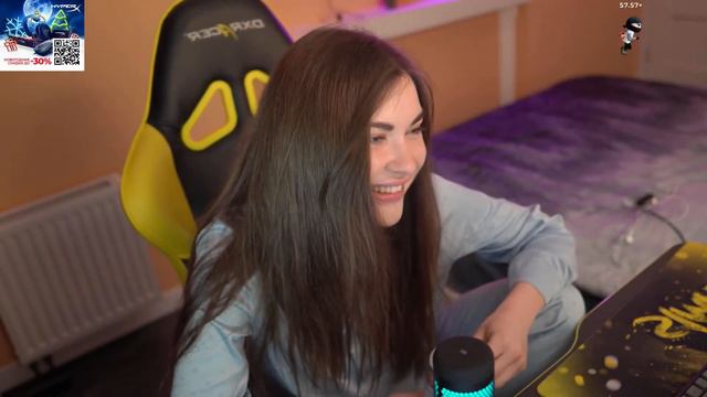симпл весь день играет в кс... смотреть онлайн