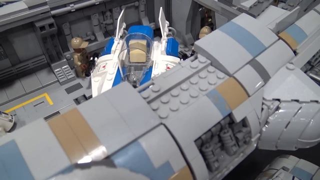 Giant LEGO Mon Calamari Cruiser with Full Interior! Custom Star Wars смотреть онлайн