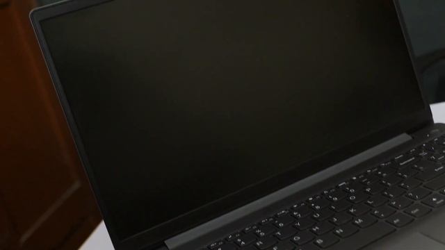 Lenovo Ideapad 3 AMD Ryzen 5 5500U Laptop Review | Problems, Pros | Laptops Under ₹50000 смотреть онлайн