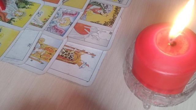 Вспоминает ли он ? Вас??? Гадание на? Таро. смотреть онлайн