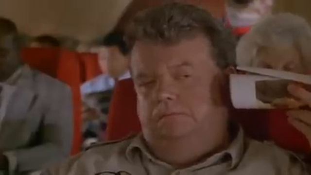 Ace Ventura Yak смотреть онлайн