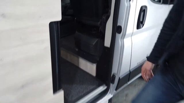 Thule Electric Slide-Out Step - Fiat Ducato Campervan