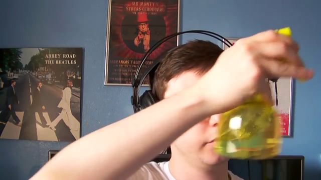 ASMR Spray Bottle Sounds **Request** :D смотреть онлайн
