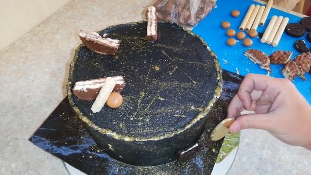 ЧЁРНЫЙ ТОРТ С ЗОЛОТОМ смотреть онлайн