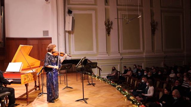 Vivaldi Violin sonata d-moll RV12, parts 3-4 смотреть онлайн