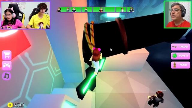 Escapamos da fábrica de robôs malignos - Escape Evil Robot Factory Obby! смотреть онлайн