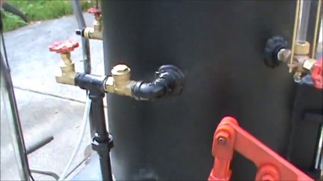 Masive steam boiler with injector смотреть онлайн