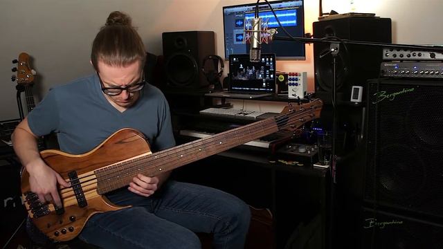 Hydrocity Zone | 8-Bit Big Band | Matt Wiles Bass Solo смотреть онлайн