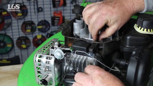 How to Change the Ignition Module on a MB 253.1 T Viking Mower W/ Briggs 625 Series Engine | L&S смотреть онлайн