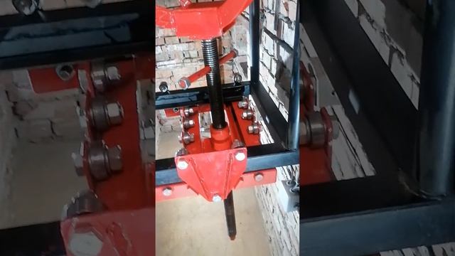 Подъёмник в смотровую яму. смотреть онлайн