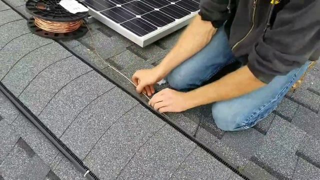 HOW TO PREVENT LIGHTING STRIKE FROM YOUR SOLAR ARRAY AND EQUIPMENT IS BY PROPER GROUNDING Pt.9 смотреть онлайн