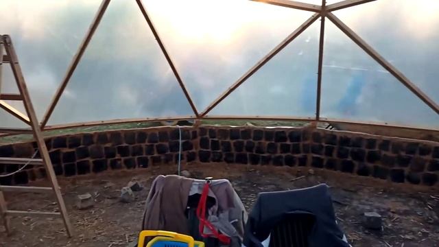 Купольная теплица, геодезический купол, kuppelgewächshaus, geodätische Kuppel Teil 3 смотреть онлайн