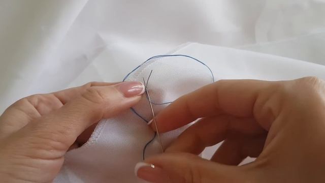 Закрепление нити на ткани без узелка. Начало шитья. Шить без узлов. смотреть онлайн