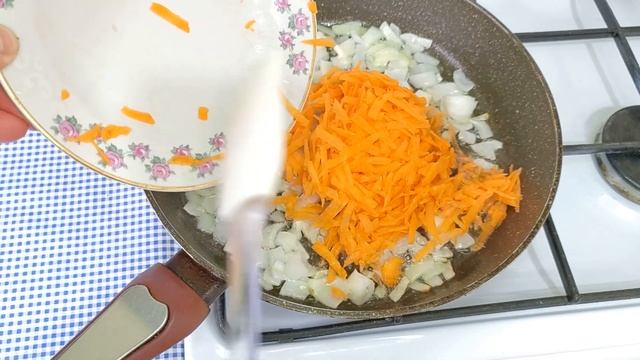Быстрый вкусный суп с сосисками и яйцом. смотреть онлайн