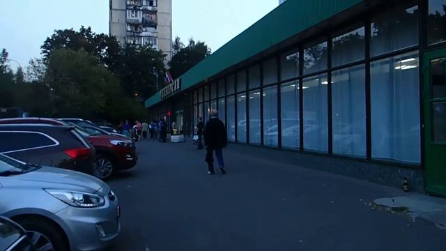 19:00, пятница, 07 сентября 2018 (стрит-ритейл: ул.Чусовская, 13)