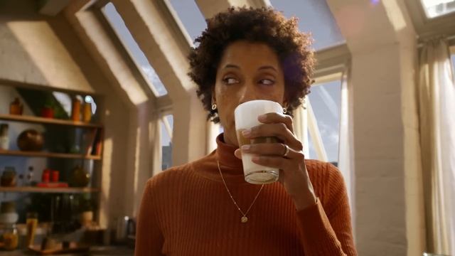 Philips Espresso LatteGo 5400 Series - Profitez de l'instant смотреть онлайн