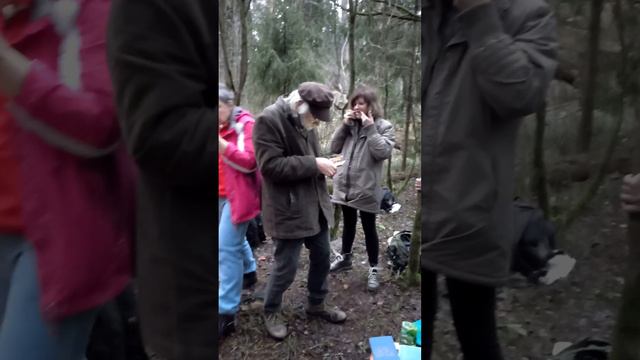 Поездка в Лесную библиотеку. 29.10.22. Николай Байтов и Света Литвак готовятся. смотреть онлайн