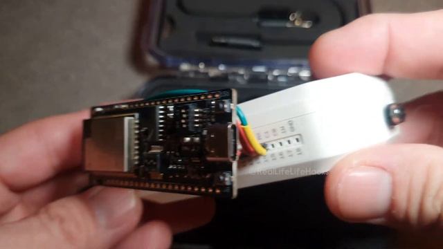 Flipper Zero DIY $10 ESP32 Wifi Dev Board | @RealLifeLifeHacks