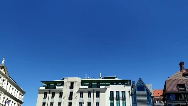 Riga town-hall bells 13:00. Läuten der Glocken des Rigaer Rathauses. Звон рижской ратуши к 13:00. смотреть онлайн