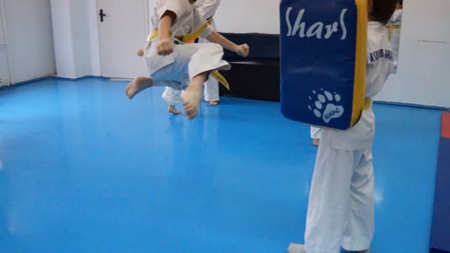 Крав-мага. Клуб "Дракон" Тренировка смотреть онлайн