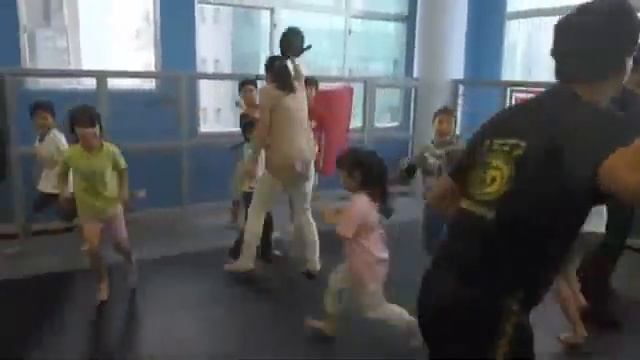 IKMF KIDS KRAV MAGA With GIT Shlomi MOYAL (HONG KONG 2012) смотреть онлайн