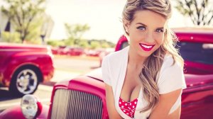 ЗВЕЗДА YOUTUBE ТАТЬЯНА КОЗЛОВСКАЯ - НУ КАКАЯ МЕНЯ МУХА УКУСИЛА? - КЛАССНАЯ ПЕСЕНКА О ЛЮБВИ!