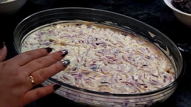 Салат "Чёрный принц" смотреть онлайн