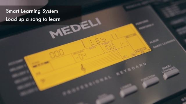 Medeli A300 Electronic Keyboard - 61 Key Touch Sensitive Demo смотреть онлайн