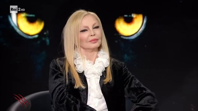 Patty Pravo gli albori del successo e la lunga carriera - Belve 03/10/2023 смотреть онлайн