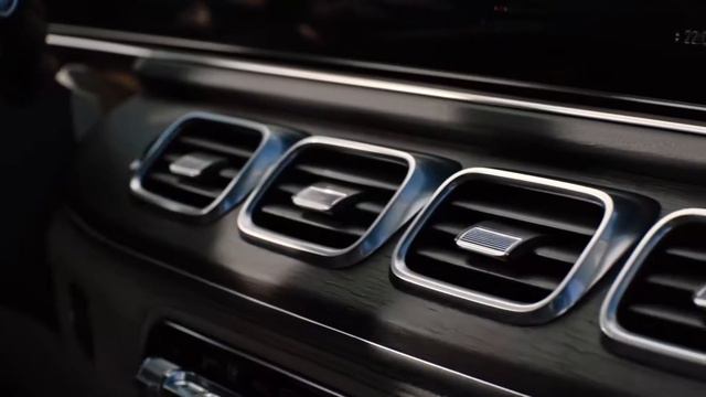 Mercedes Benz GLS 2021 Interior Design смотреть онлайн