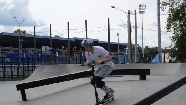 Стивен Старикович - любители, контест Drive Scooters в скейтпарке г.Электросталь смотреть онлайн