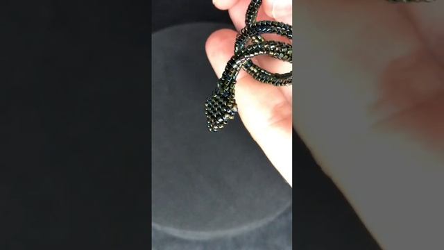 Кольцо из японского бисера ?теперь это кольцо моя новая любовь ? #earrings #украшения смотреть онлайн