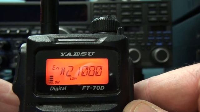 Connecting FT70D to Wires-X смотреть онлайн