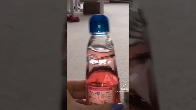 ВЗРЫВАЮЩИЙСЯ ЛИМОНАД! #shorts смотреть онлайн