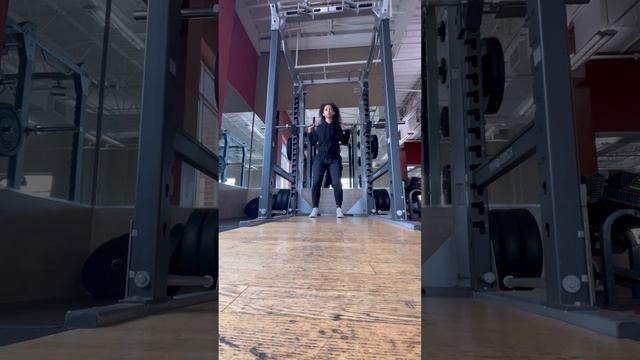 Morning routine + gym session??♀️ #morningroutine #gym #morningmotivation #selfcare смотреть онлайн