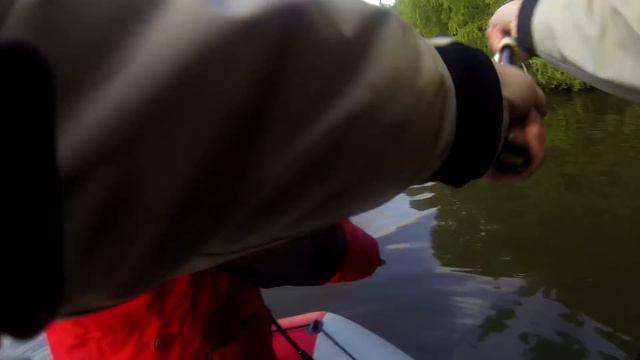 Вот Это приманка!!! Поймала Судака,Щуку и Окуня смотреть онлайн